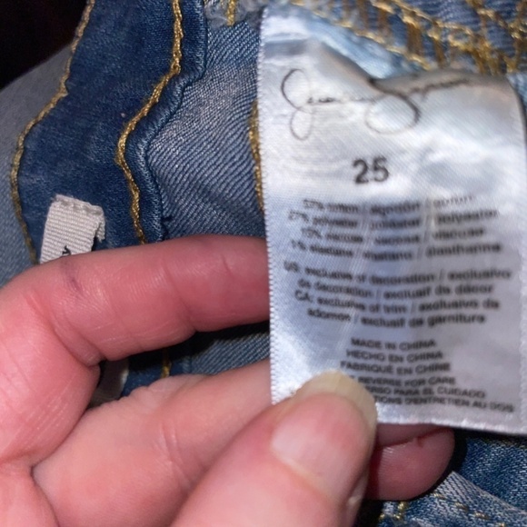 VINTAGE Jessica Simpson Size 2 Kiss Me Super Skinny Jean Distressed Denim Floral - Picture 12 of 14